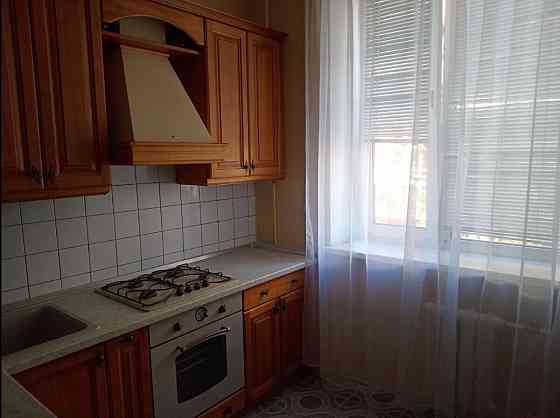 Оренда Квартира 2-кімнатна, 3/5 поверх на вул. Шота Руставели, 26 Киев