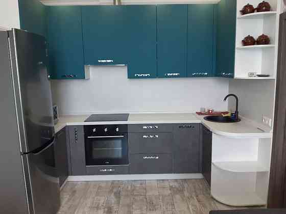 Оренда Квартира 2-кімнатна, 9/24 поверх на ул. Светлая, 3д Киев