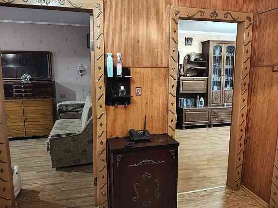 Продаж Квартира 3-кімнатна, 4/5 поверх на вул. Хоткевича Г. Ivano-Frankivs'k