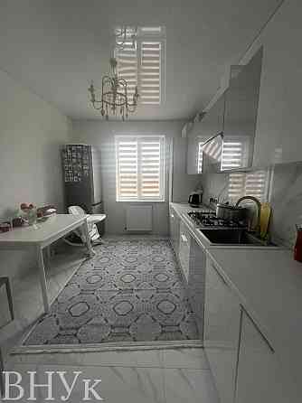 Продаж Квартира 3-кімнатна, 4/5 поверх на вул. Снігуровича С. Ивано-Франковск