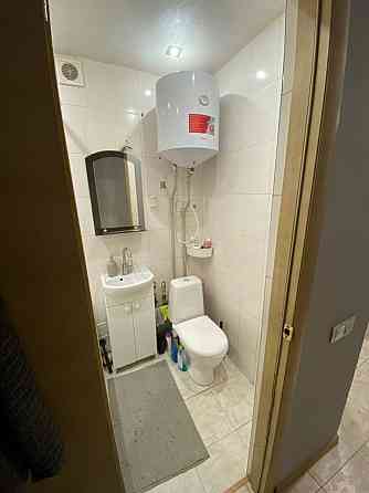 Оренда Квартира 1-кімнатна, 3/9 поверх на Новодарницкая ул., 27 а Киев