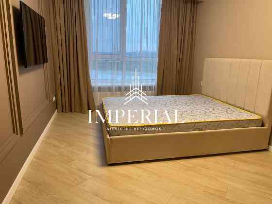 Оренда Квартира 2-кімнатна, 18/28 поверх на вул. Дніпровська набережна Kiev