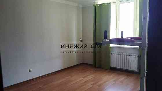 Продається простора 4-кімнатна квартира по вул. Чавдар Єлизавети. Метро Осокорки. Код об'єкту: 21145321 Kiev