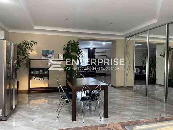 Продаж 2-поверховий  з ділянкою 6 сот 190 кв.м 4 кімн. на Білогородська вул. Киев