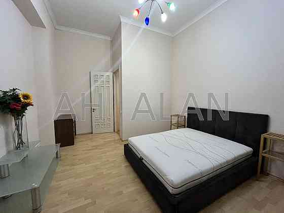 Оренда Будинок 3-кімнатний на Саксаганського вул., 22 Київ