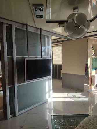 Оренда Квартира 3-кімнатна, 12/13 поверх на ул. Михаила Ломоносова Київ