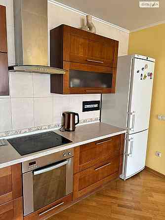 Оренда Квартира 2-кімнатна, 9/24 поверх на Урлівська, 11 А Kiev
