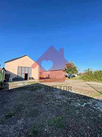 Продаж приміщення вільного призначення на Центральна поверх - 1/1 