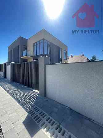 Продаж сучасного двоповерхового дуплексу! Uzhhorod