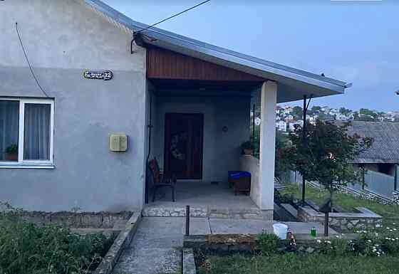 Продаж 2 поверхового будинку з верандою і ділянкою на 25 соток, 140 кв. м, 4 кімнати Ostriv