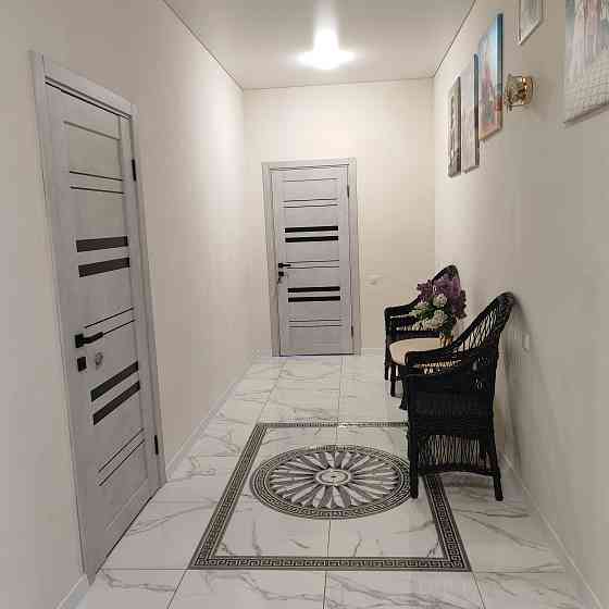 Центр ! 3-х комн. 132 кв.м. Новострой! Лучшее предложение - убедитесь сами ! Одеса