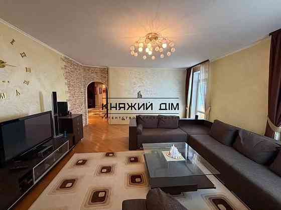 Продаж Квартира 4-кімнатна, 15/26 поверх на Львовская ул. Киев