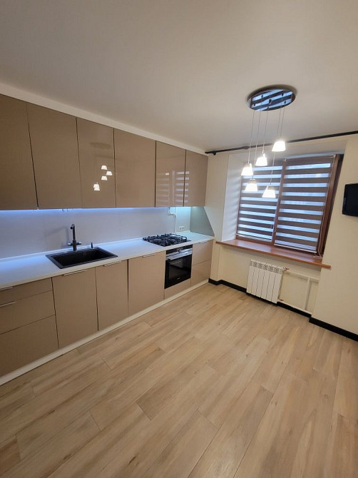 Продаж Квартира 3-кімнатна, 2/16 поверх на Митрополита Андрія Шептицького вул., д. 20А Киев - изображение 1