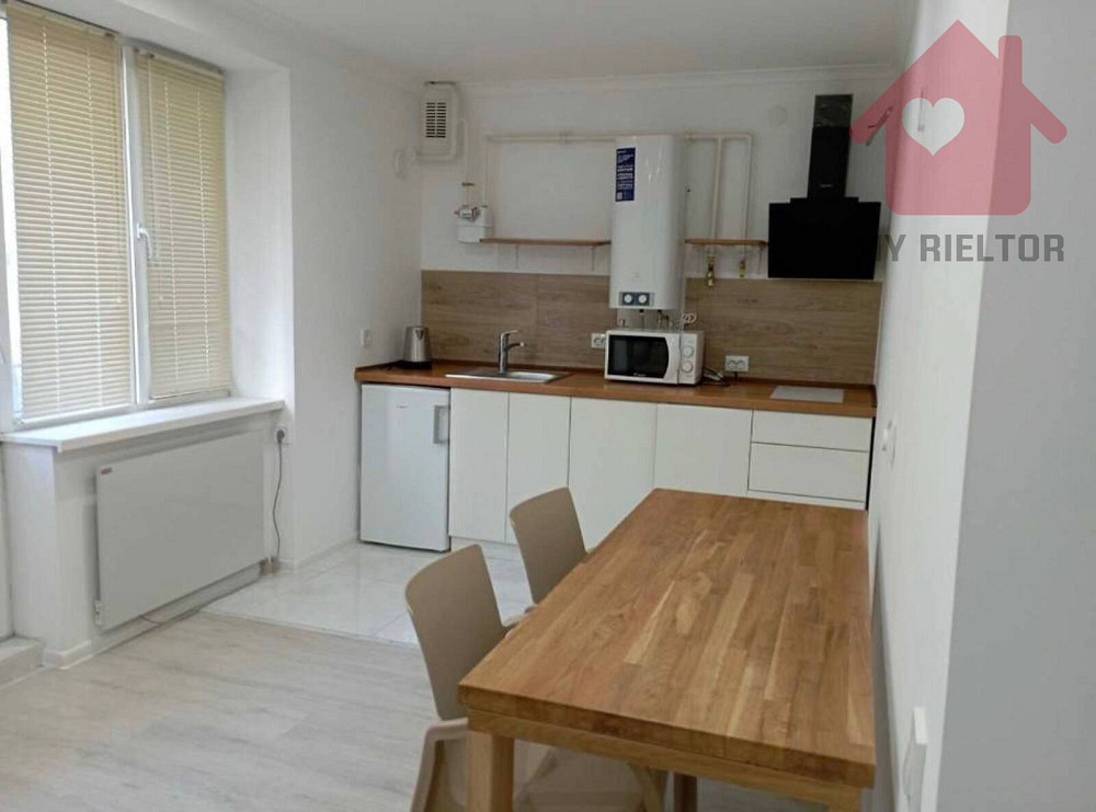 Продаж Квартира 3-кімнатна, 1/5 поверх на Лінтура П. Ужгород - фото 1