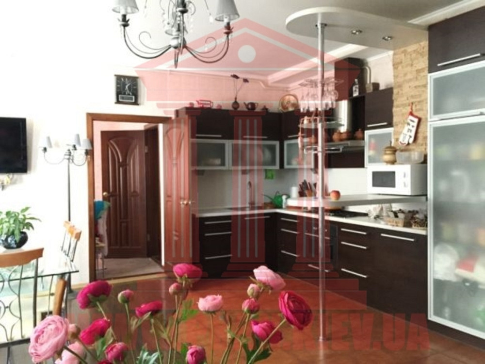 Продаж 3-поверховий Будинок з ділянкою 19 сот 318 кв.м  на Киевский шлях  - фото 10