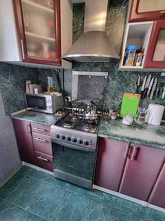 Продаж Квартира 1-кімнатна, 8/9 поверх на Харьковское шоссе Киев