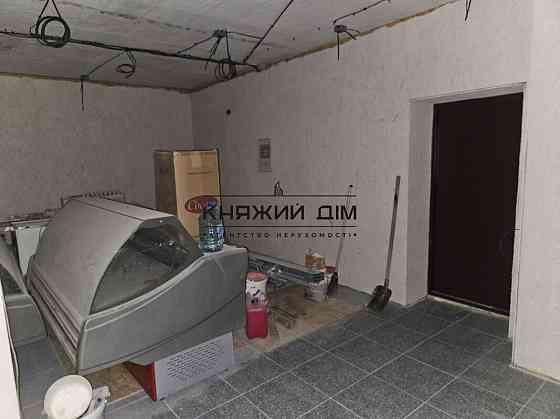 Оренда торгове приміщення на Академика Туполева ул. поверх - 1/3 Kiev