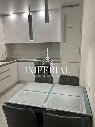 Оренда Квартира 2-кімнатна, 10/25 поверх на вул. Івана Виговського 44 Kiev