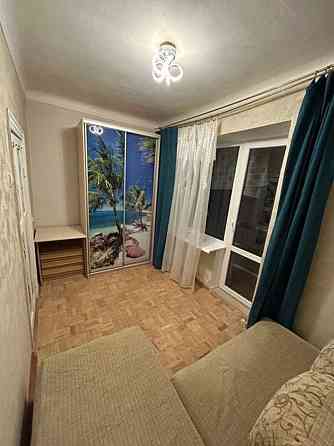 Оренда Квартира 2-кімнатна, 2/3 поверх на Патріарха Мстислава Скрипника вул. (Миколи Островського), 44а Киев