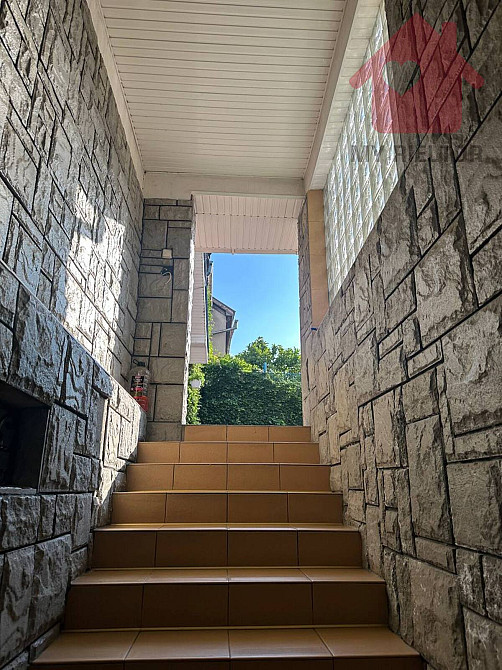 Продаж просторого будинку у Сторожниці!  - photo 7