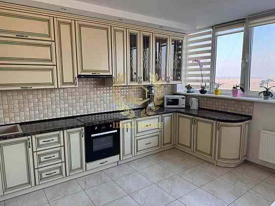 Продаж Квартира 3-кімнатна Боярка