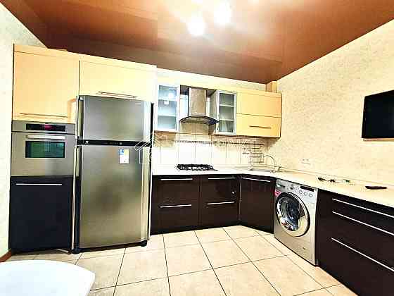 Оренда Квартира 2-кімнатна, 6/9 поверх на вул. Дружбы Народов Харків