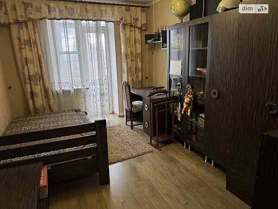 Оренда Квартира 5-кімнатна, 4/4 поверх на Червонохрестівська Vinnytsya