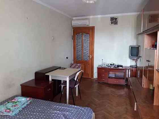 Оренда Квартира 3-кімнатна, 4/12 поверх на ул. Андрея Малышко, 3 Київ