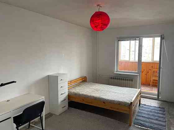 Оренда Квартира 2-кімнатна, 14/16 поверх на Анни Ахматової, 43 Киев