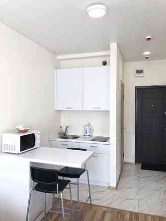 Оренда Квартира 1-кімнатна, 13/13 поверх на ул. Машиностроительная, 41 Киев