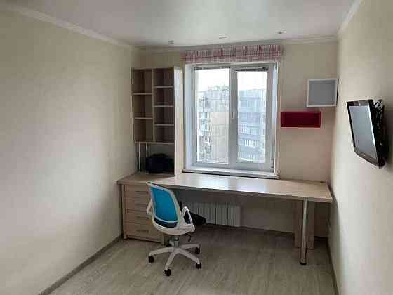 Оренда Квартира 3-кімнатна на ул. Александра Бойченко Київ