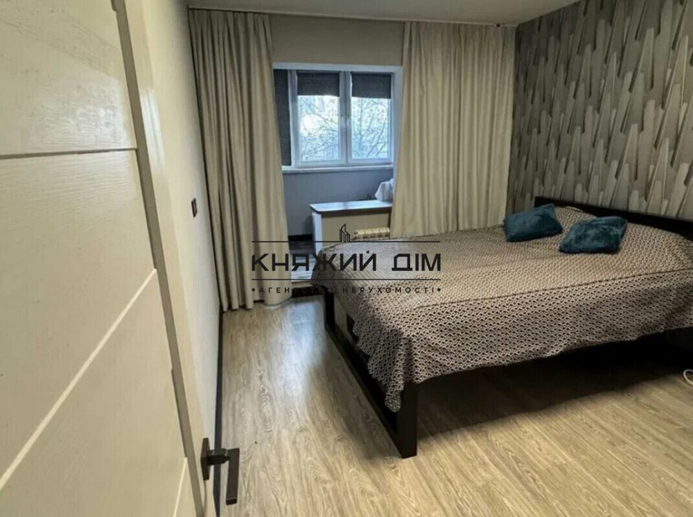 Продаж 1-кімнатної квартири з ремонтом на Драгоманова, метро Позняки. № 21145613 Київ - фото 5