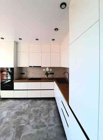 Продаж Квартира 3-кімнатна, 14/26 поверх на Набережно-Рибальська вул., д. 27 Київ