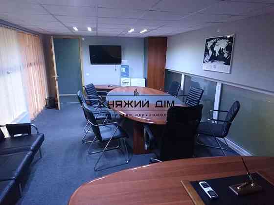 Оренда офісне приміщення на Жилянская ул. поверх - 2/10 Київ