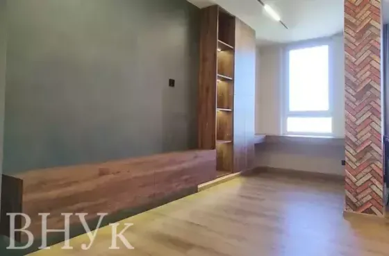 Продаж Квартира 4-кімнатна, 9/11 поверх на Вул. Торговиця, 19 Тернопіль