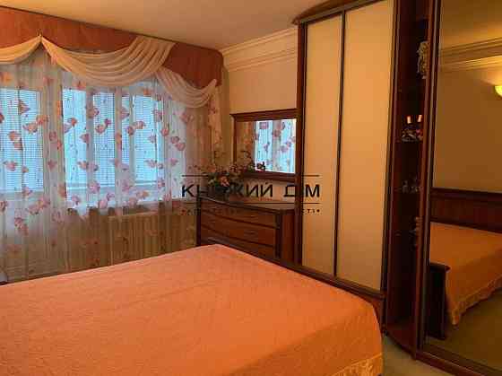 Оренда 3 кімнатної квартири м. Кловська. Код об'єкту: 1184591 Київ