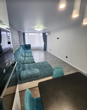 Продаж 3к квартири 85 кв. м на просп. Злуки Ternopil' - photo 3