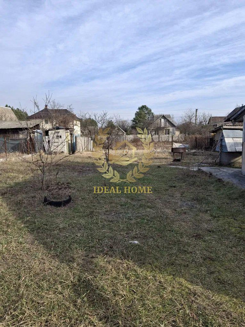 Дача Шибене поруч ліс і озеро  - фото 17