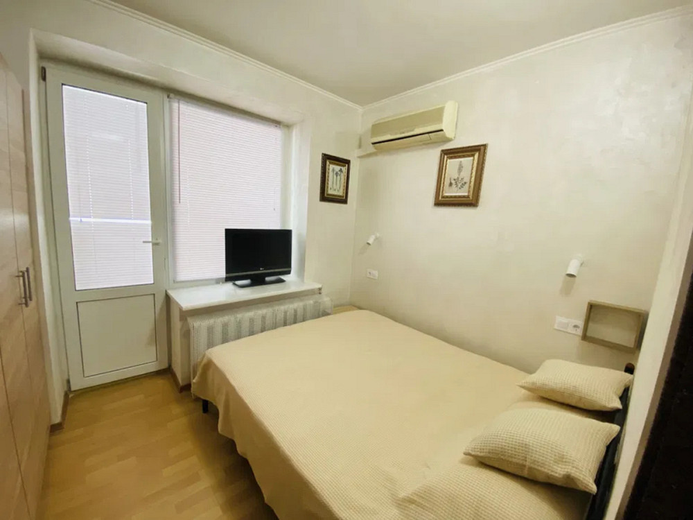 Оренда Квартира 1-кімнатна, 13/13 поверх на Ахматової, 16б Київ - фото 4