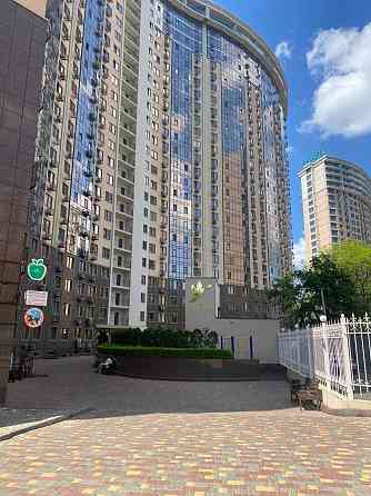 Продаж Квартира 2-кімнатна, 17/25 поверх на Генуэзская улица, 3в Одесса