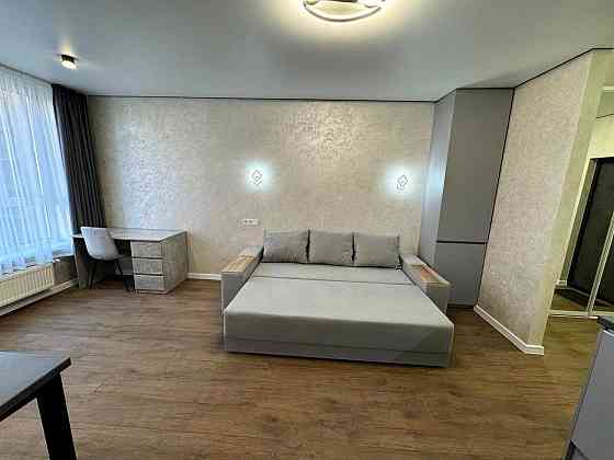 Оренда Квартира 1-кімнатна, 4/9 поверх на проспект Соборності, 17 Kiev