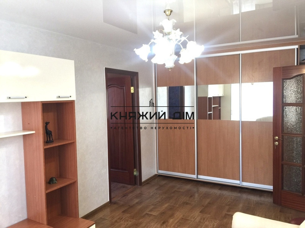 Оренда Квартира 2-кімнатна, 4/5 поверх на вул. Шамрыло Тимофея ул./Парково-Сирецька Киев - изображение 4