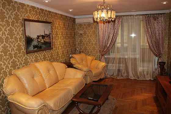 Оренда Квартира 1-кімнатна, 2/10 поверх на ул. Тростянецкая Київ