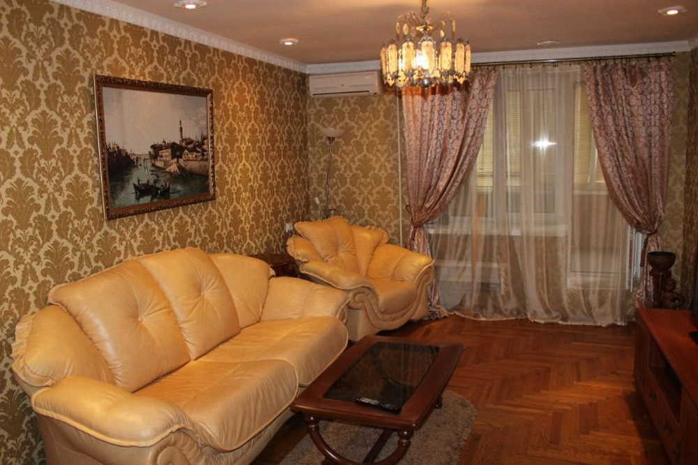 Оренда Квартира 1-кімнатна, 2/10 поверх на ул. Тростянецкая Kiev - photo 1