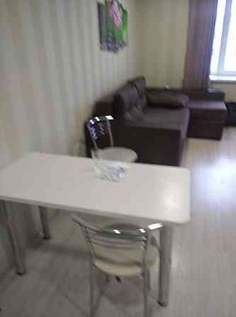 Оренда Квартира 1-кімнатна, 3/6 поверх на Черчиля, 93 Киев