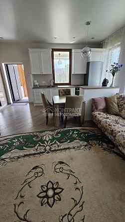 Продаж Будинок 3-кімнатний на вул. Науки Kharkiv