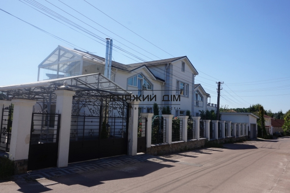 Продажа отличного 3-х этажного дома в Крюковщине. № 2210786  - фото 2