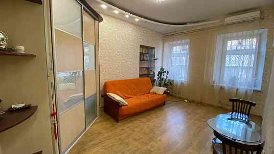 Продам однокомнатную квартиру в самом центре Одеса