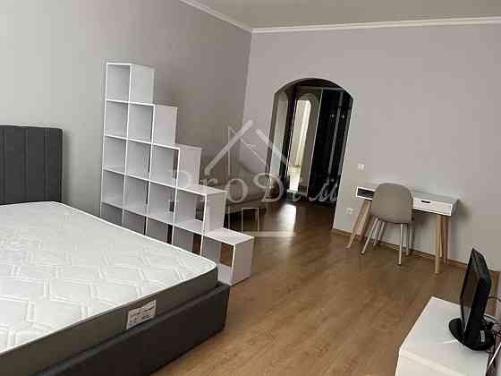 Оренда Квартира 1-кімнатна, 3/24 поверх на Максима Левіна вул. (Багратіона), 3 Kiev