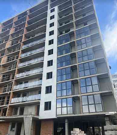 Продаж 3к квартири 90 кв. м на вул. Генерала Мирона Тарнавського Ternopil'